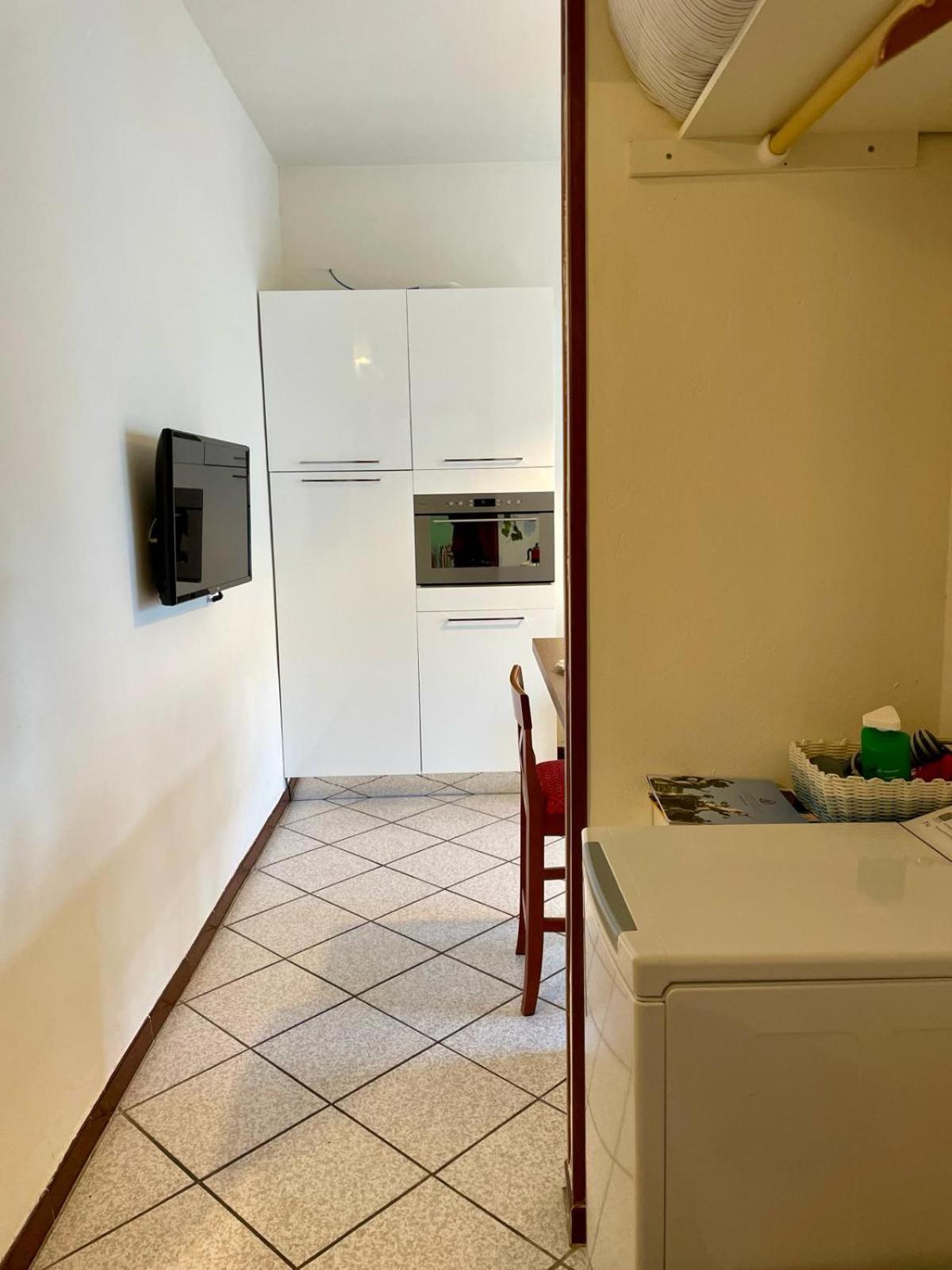 Bnbook Lago Maggiore Studio 2 Дормеллетто Экстерьер фото