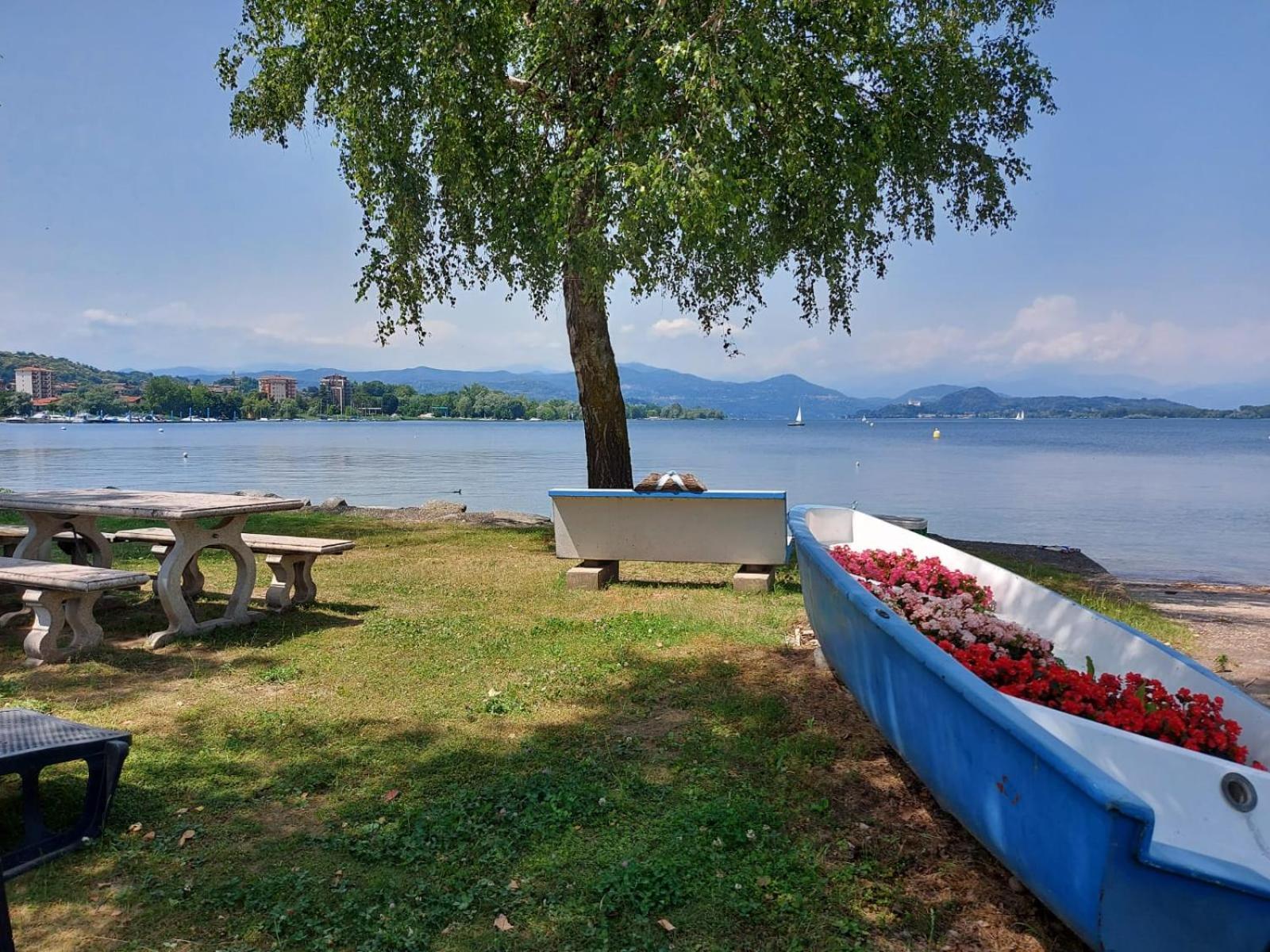 Bnbook Lago Maggiore Studio 2 Дормеллетто Экстерьер фото